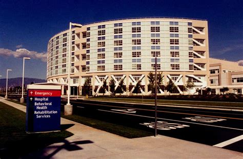Arrowhead regional medical center colton ca - Arrowhead Regional Medical Center is a teaching hospital located in Colton, California within Southern California's Inland Empire. ARMC is owned and o …